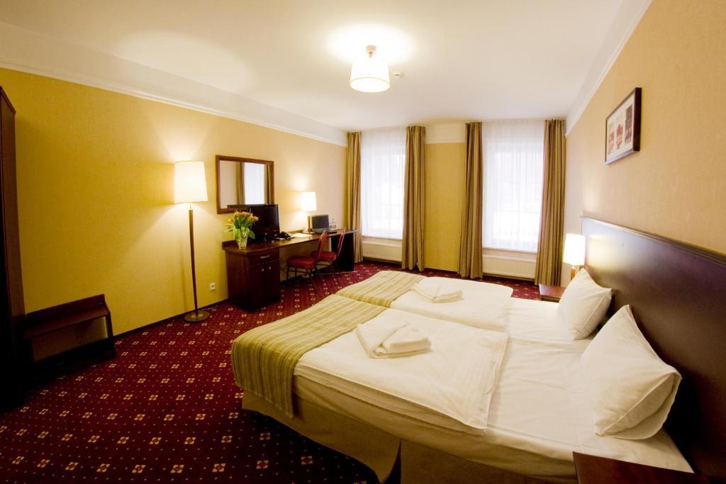 Hotel Stara Szmergielnia بييلسكو بياوا الغرفة الصورة